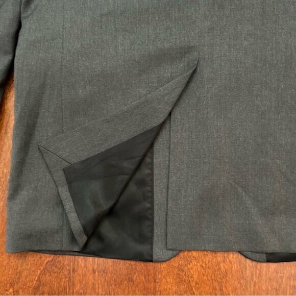 Banana Republic “Modern” Men's 100% Wool Gray Blazer, Size 40R - Picture 10 of 13